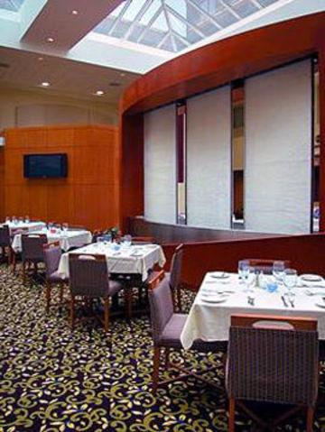 Embassy At Logan Airport Hotel 3*